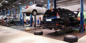 сучасний бокс для ремонту авто
